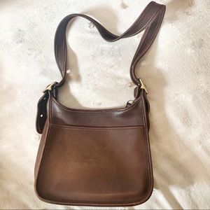 COACH Vintage Brown Leather Shoulder Bag L6B-9966